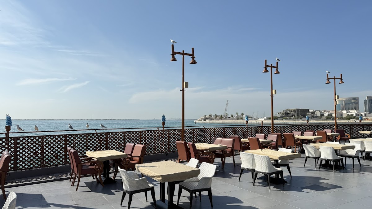 Sunset Life Restaurant and Cafe