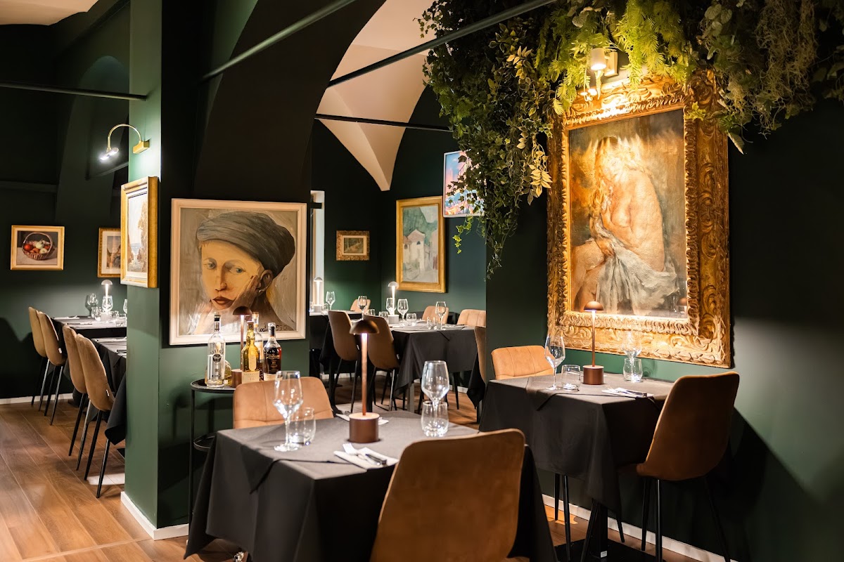 The Gallery Pizzart Food & Drink
