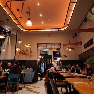 Ginger Sushi Bar & Lounge