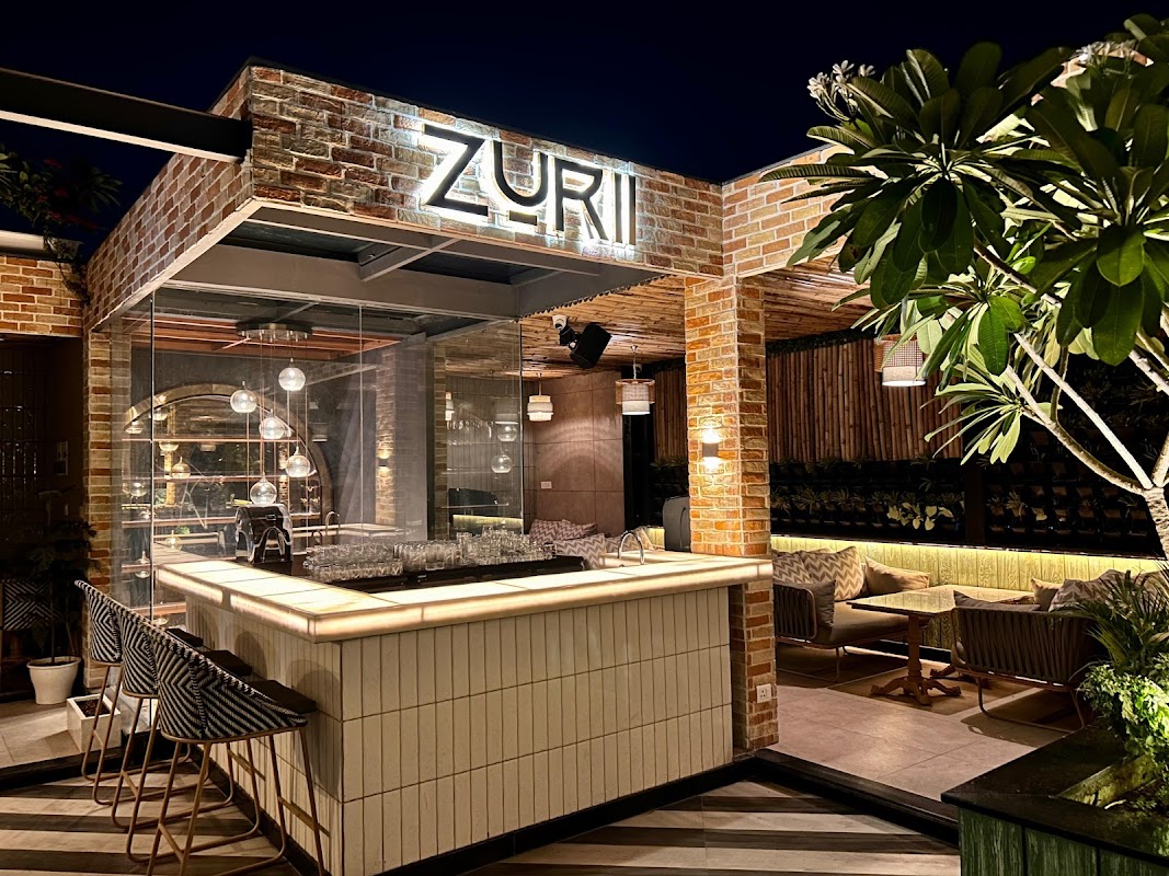 Zurii - Lounge, Dine, Bar & Restaurant in Punjabi Bagh Club Road