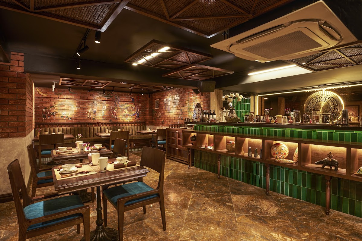 MIAs restaurant