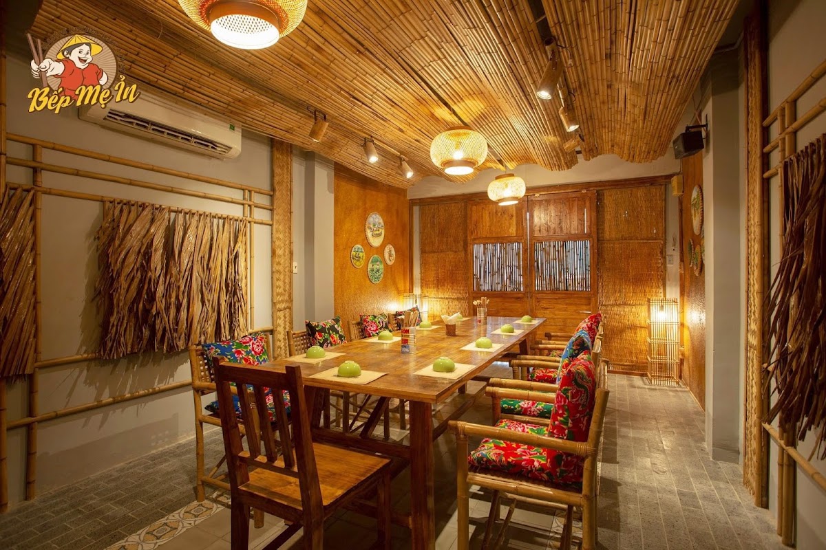 Bếp Mẹ Ỉn - Vietnamese Restaurant