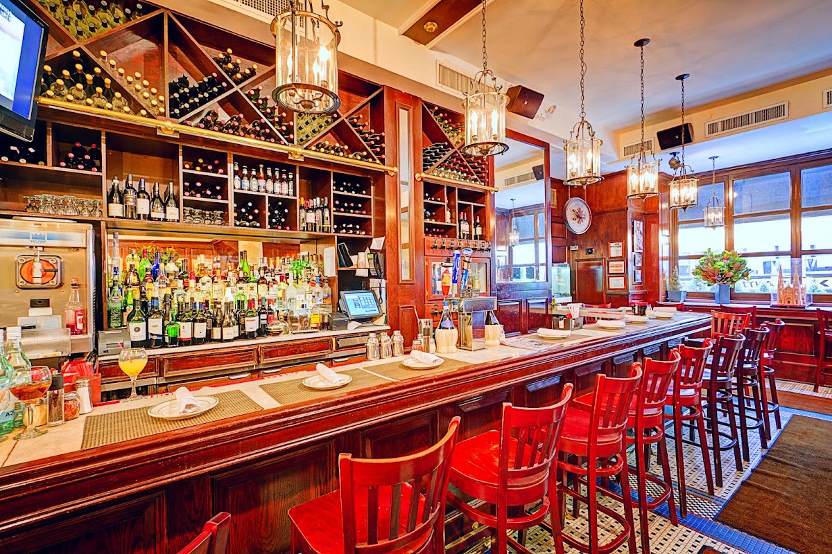 Tony's Di Napoli