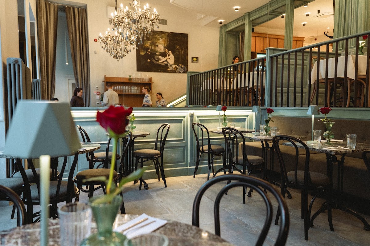 Mama bistro