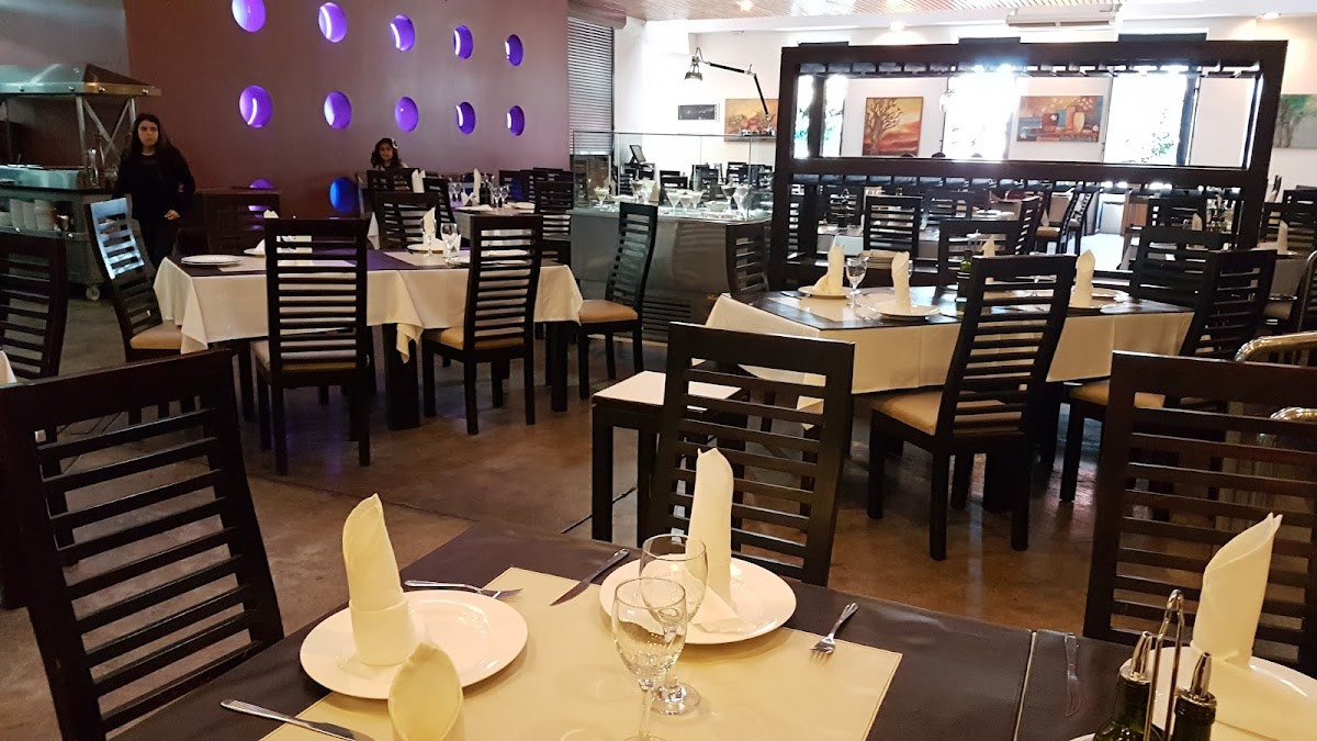 Chilenazo Santiago - Parrilla Restaurant