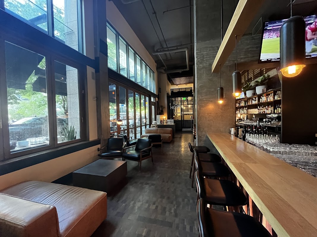 The Victor Tavern - 6th & Lenora
